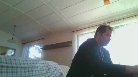 Snapshot of steki038434 chatting on 01-01-25, 07:52 steki038434 online show from 01-01-25, 07:52