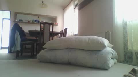 Snapshot of steki038434 chatting on 10-05-25, 08:12 steki038434 online show from 10-05-25, 08:12