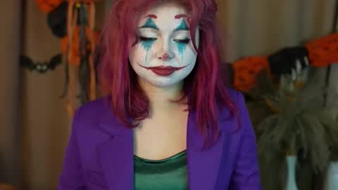 Snapshot of stela_vanila chatting on 10-31-25, 11:17 Stella online show from 10-31-25, 11:17