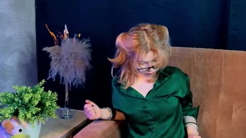 Stella online show from 02-09-26, 08:24