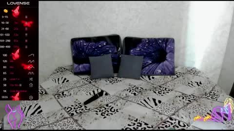 Snapshot of stella__cox chatting on 05-24-26, 10:09 Stella Cox online show from 05-24-26, 10:09