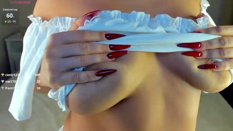 Stella Leee online show from 04-07-26, 12:00