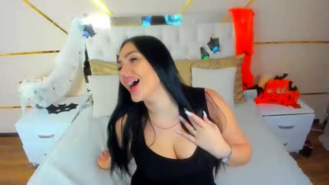 Snapshot of stella_nelson chatting on 11-03-25, 07:53 Stella Nelson online show from 11-03-25, 07:53