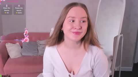 Stella online show from 03-22-26, 01:20