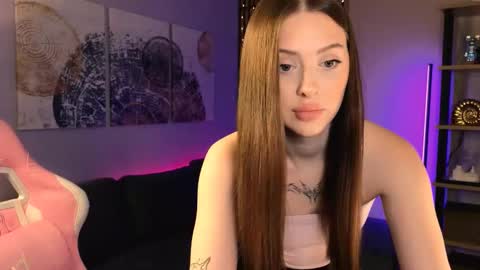 Snapshot of stellary_shy chatting on 02-08-26, 02:20 Stellary online show from 02-08-26, 02:20