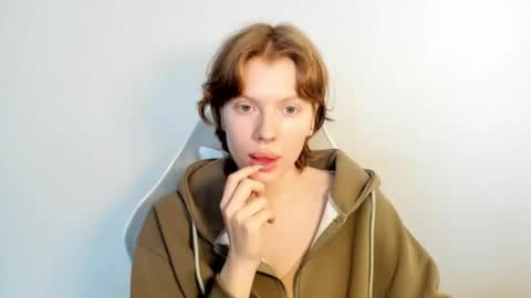 S T E L L A online show from 02-03-26, 07:57