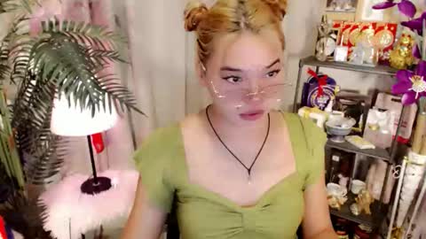 Stella sweet online show from 04-13-26, 01:00