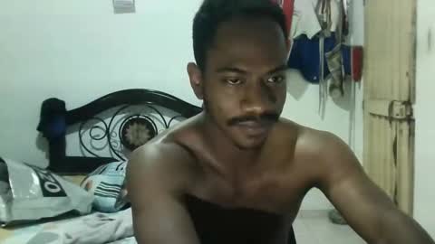 Snapshot of stemanlu9 chatting on 12-10-24, 02:16 Steman online show from 12-10-24, 02:16