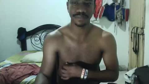 Snapshot of stemanlu9 chatting on 12-29-24, 08:00 Steman online show from 12-29-24, 08:00