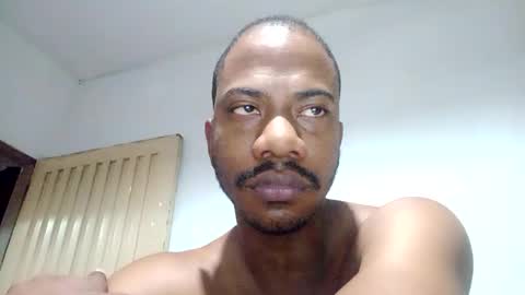 Snapshot of stemanlu9 chatting on 12-05-25, 05:49 Steman online show from 12-05-25, 05:49