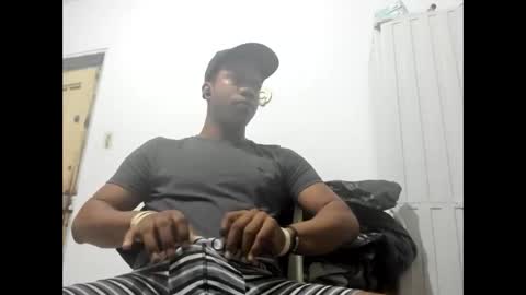Snapshot of stemanlu9 chatting on 04-29-26, 11:47 Steman online show from 04-29-26, 11:47