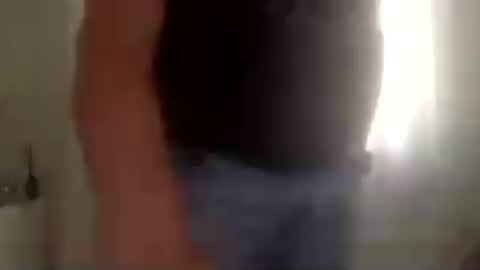 Snapshot of stensurfarn chatting on 07-13-26, 08:50 stensurfarn online show from 07-13-26, 08:50