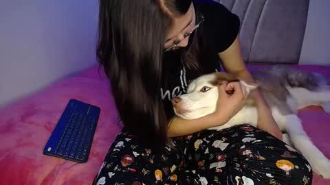 Snapshot of stepha_sweet chatting on 12-06-24, 02:57 Emma online show from 12-06-24, 02:57