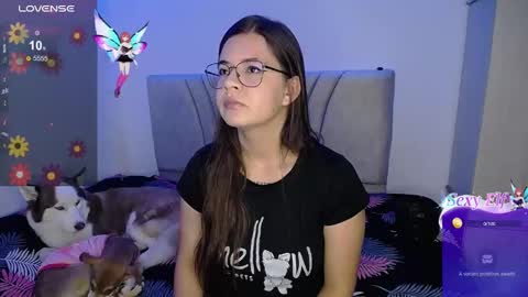 Snapshot of stepha_sweet chatting on 12-09-24, 02:02 Emma online show from 12-09-24, 02:02