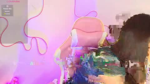 Emma online show from 04-13-26, 03:34