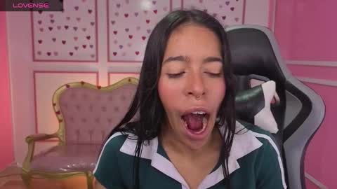 Stephania online show from 09-15-25, 11:32