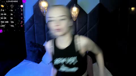 Stephanie Sea online show from 01-21-25, 02:37