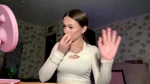 Stephani online show from 02-25-26, 02:59