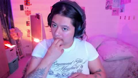 Stephanie  online show from 01-16-25, 02:41