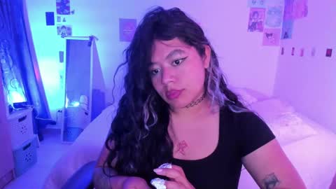 Stephanie  online show from 01-28-25, 02:32