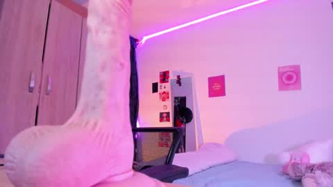 Stephanie  online show from 02-02-25, 04:48