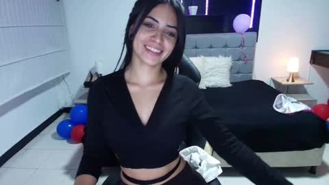 stephany_rodriguez_ online show from 02-20-25, 04:46