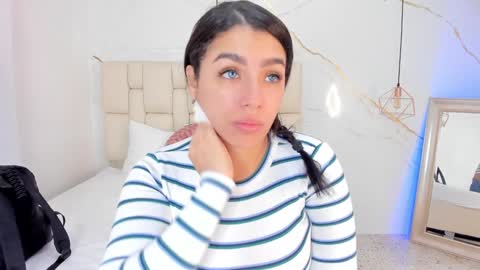 Stefanny online show from 01-27-25, 09:55