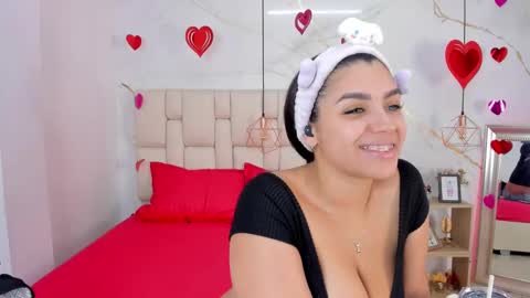 Stefanny online show from 02-18-25, 10:03