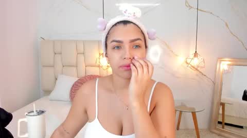 Stefanny online show from 03-05-25, 10:43