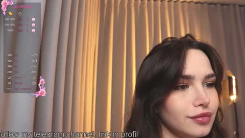 Snapshot of stephaweb chatting on 12-18-25, 08:26 Anna online show from 12-18-25, 08:26