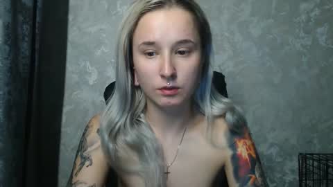 Snapshot of stephiepink chatting on 12-05-25, 10:02 Grace online show from 12-05-25, 10:02