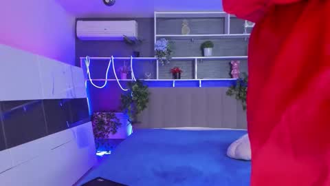 Snapshot of stephierousee chatting on 05-11-26, 05:24 Stephie online show from 05-11-26, 05:24