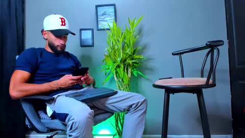 Steve  online show from 10-07-25, 01:58