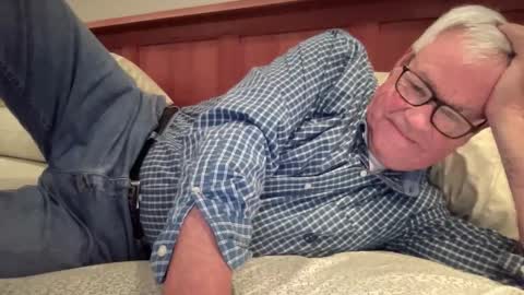 Steve online show from 12-15-25, 10:03