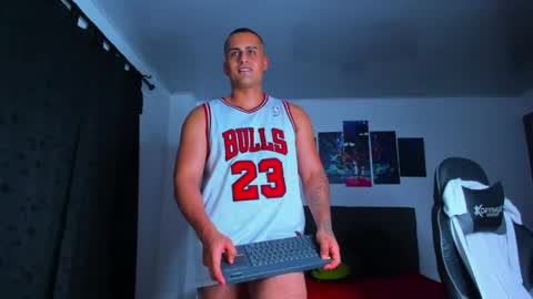 steve_coltt online show from 05-07-26, 02:06
