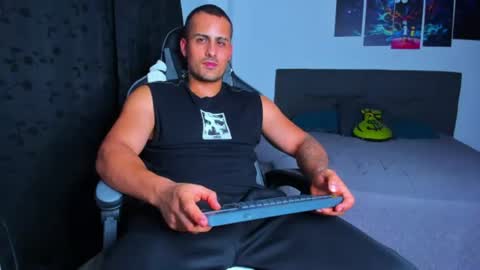 steve_coltt online show from 06-12-26, 12:20