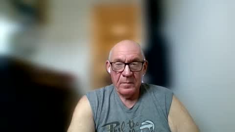 stevejons47 online show from 03-18-26, 06:11