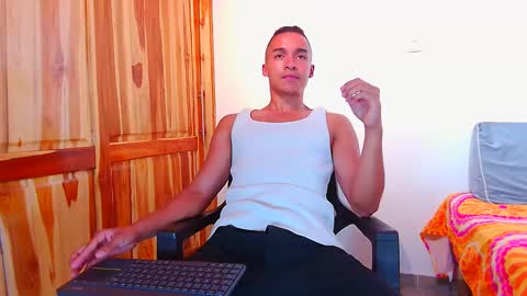 Snapshot of steven_modelo69 chatting on 12-15-24, 01:46 steven_modelo69 online show from 12-15-24, 01:46