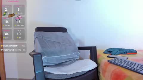 Snapshot of steven_modelo69 chatting on 02-21-25, 02:50 steven_modelo69 online show from 02-21-25, 02:50