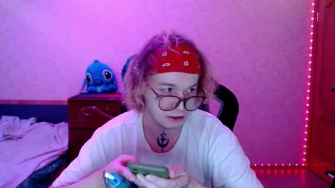 Snapshot of stevenspirs chatting on 09-15-25, 01:22 Steve online show from 09-15-25, 01:22