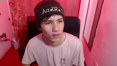 Snapshot of stich_23 chatting on 02-19-26, 01:18 Stich online show from 02-19-26, 01:18