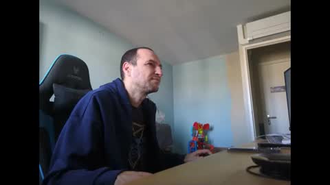 Snapshot of stickolive1 chatting on 11-13-25, 08:57 stickolive1 online show from 11-13-25, 08:57