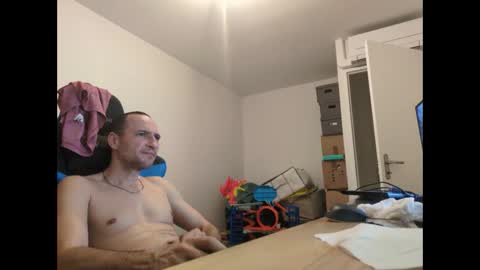 stickolive1 online show from 02-25-26, 10:41