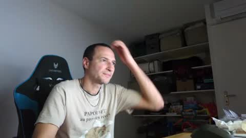 Snapshot of stickolive1 chatting on 06-11-26, 10:19 stickolive1 online show from 06-11-26, 10:19