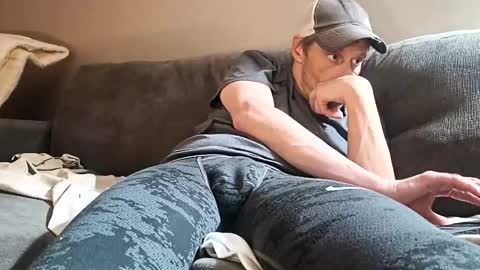 Snapshot of stickymouse45 chatting on 12-21-25, 07:59 stickymouse45 online show from 12-21-25, 07:59