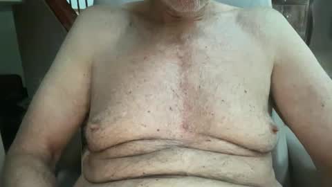 Snapshot of stillbad2 chatting on 12-13-24, 09:09 Stillbad2 online show from 12-13-24, 09:09