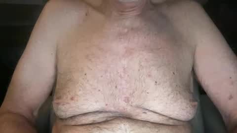 Snapshot of stillbad2 chatting on 01-02-25, 11:27 Stillbad2 online show from 01-02-25, 11:27