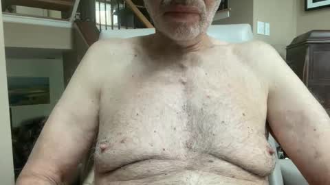 Snapshot of stillbad2 chatting on 01-05-25, 03:23 Stillbad2 online show from 01-05-25, 03:23