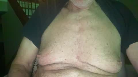 Snapshot of stillbad2 chatting on 01-10-25, 12:49 Stillbad2 online show from 01-10-25, 12:49