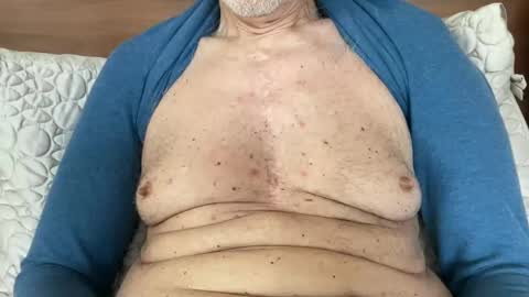 Snapshot of stillbad2 chatting on 01-25-25, 04:35 Stillbad2 online show from 01-25-25, 04:35